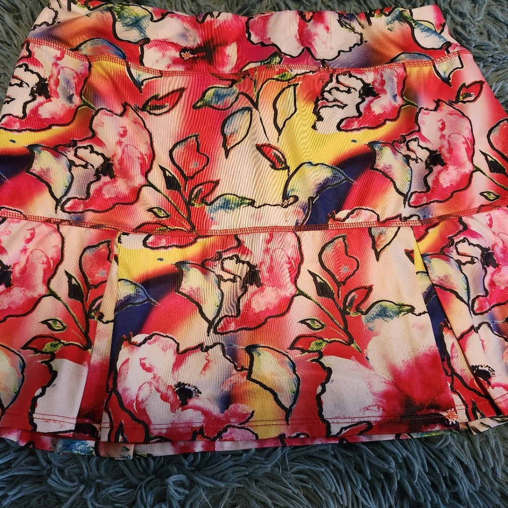 Reel Legends, Sz. Lge, Red Pink Flowered Skort.